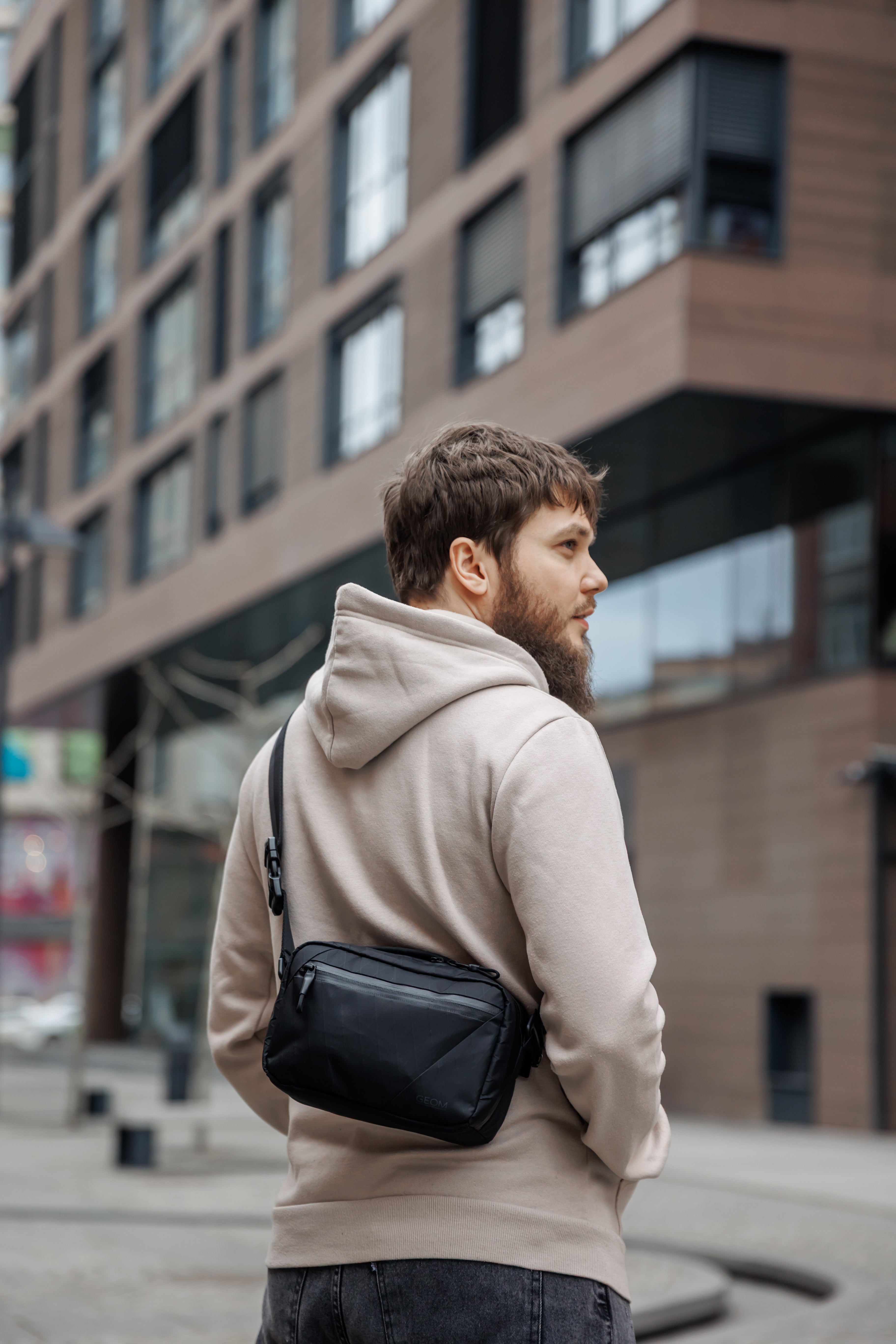 Sling & Crossbody Bags
