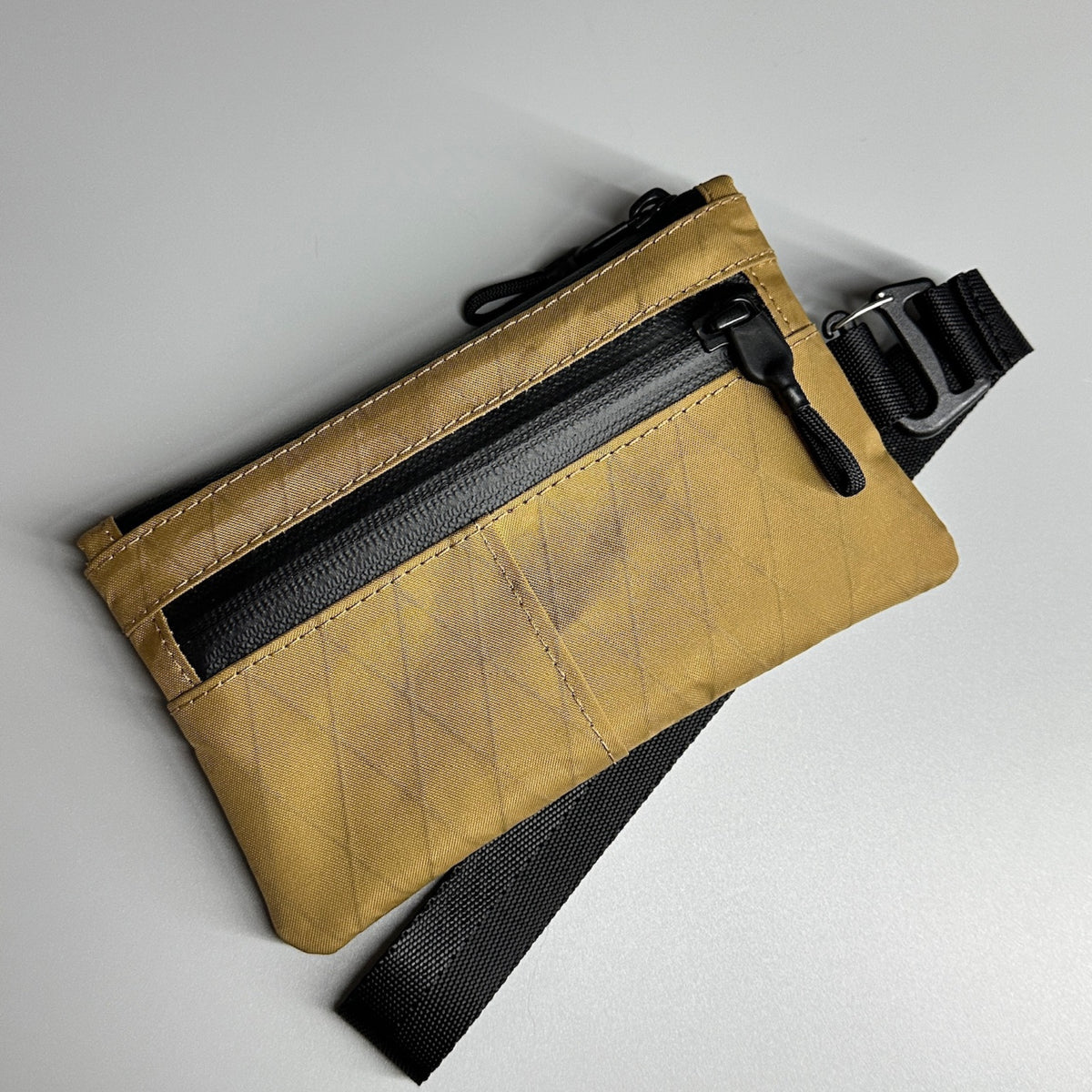 EDC Travel Wallet Waterproof X-Pac VX21 Zip Organizer GEOM Clutch