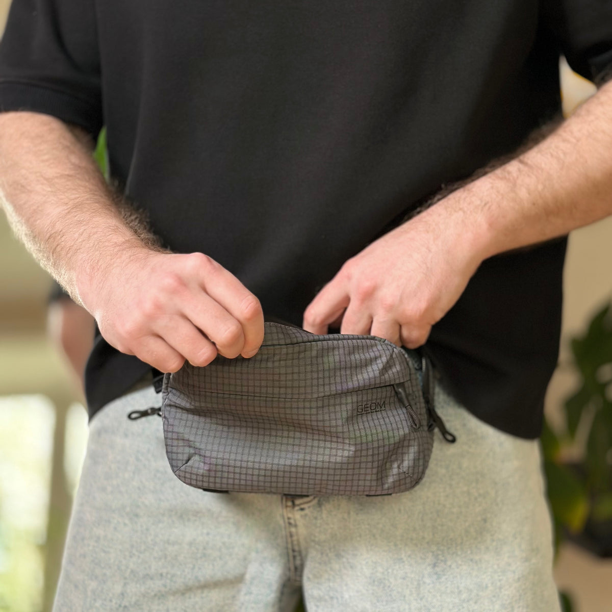 Sling Bag UltraGrid GEOM Rhythm M