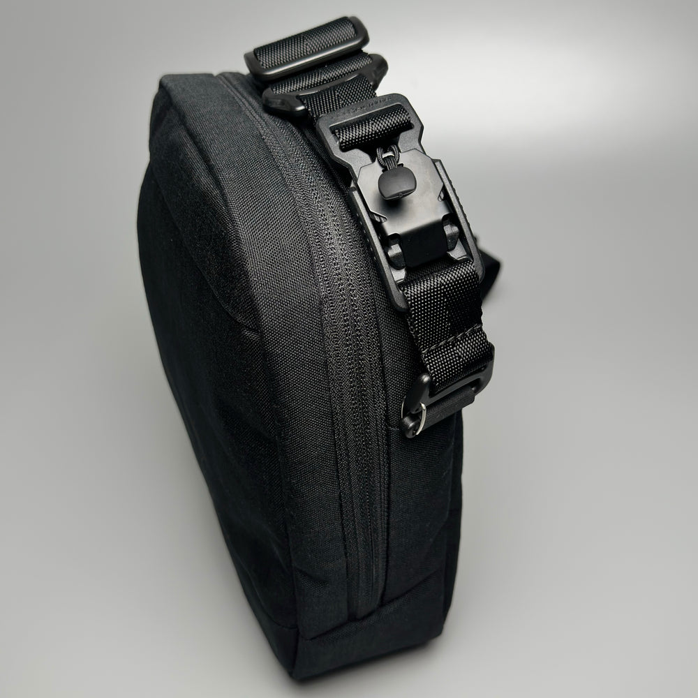 Вертикальна сумка-месенджер GEOM Route X-Pac® X50