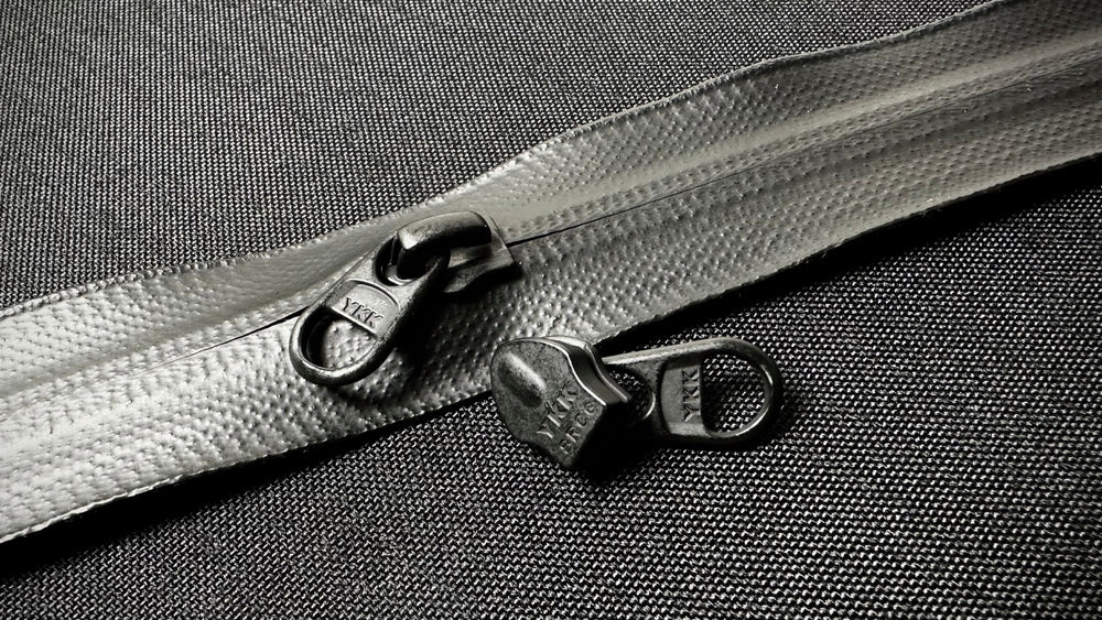 YKK